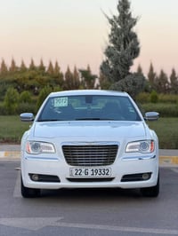 كرايسلر 300 • ٢٠١٢ • فل مواصفات