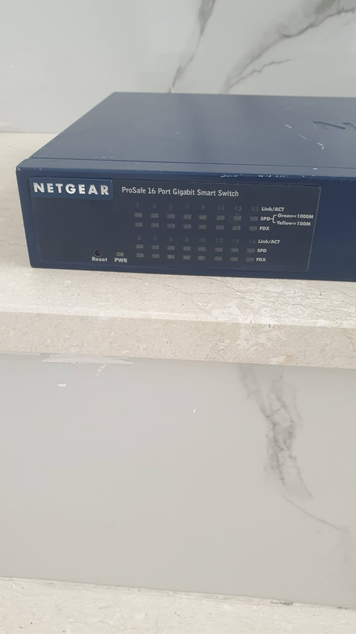 للبيع بورتات كيكا و٢منفد كيبل ضوئي سعر ٥٠ الف قفل .


**إذا كنت صاحب هذا الإعلان وتريد حذفه لأي سبب، رجاءا أرسل رسالة إلى الدعم الفني**