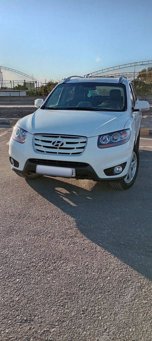 سلام عليكم سنتافية موديل 2010 شكل 12كاز السيارة جديدة مال جني كير مكينة حدادية تبريد كشنات جلد السيارة بيهة حصة بجميع المحافضات تخم تاير جديد متومة أرقام وسنوية طبق الاصل دك حاسبة وين ما يعجبك اطلع محافضات بيهة/كصة جنطة شغل درجة اولة السيارة جديدة بمعنا الكلمة/السعر 57 وبيهة مجال كلش قليل لئن السيارة متعوب عليهة/ اتصال ***********/المكان ميسان العمارة مركز المدينة
