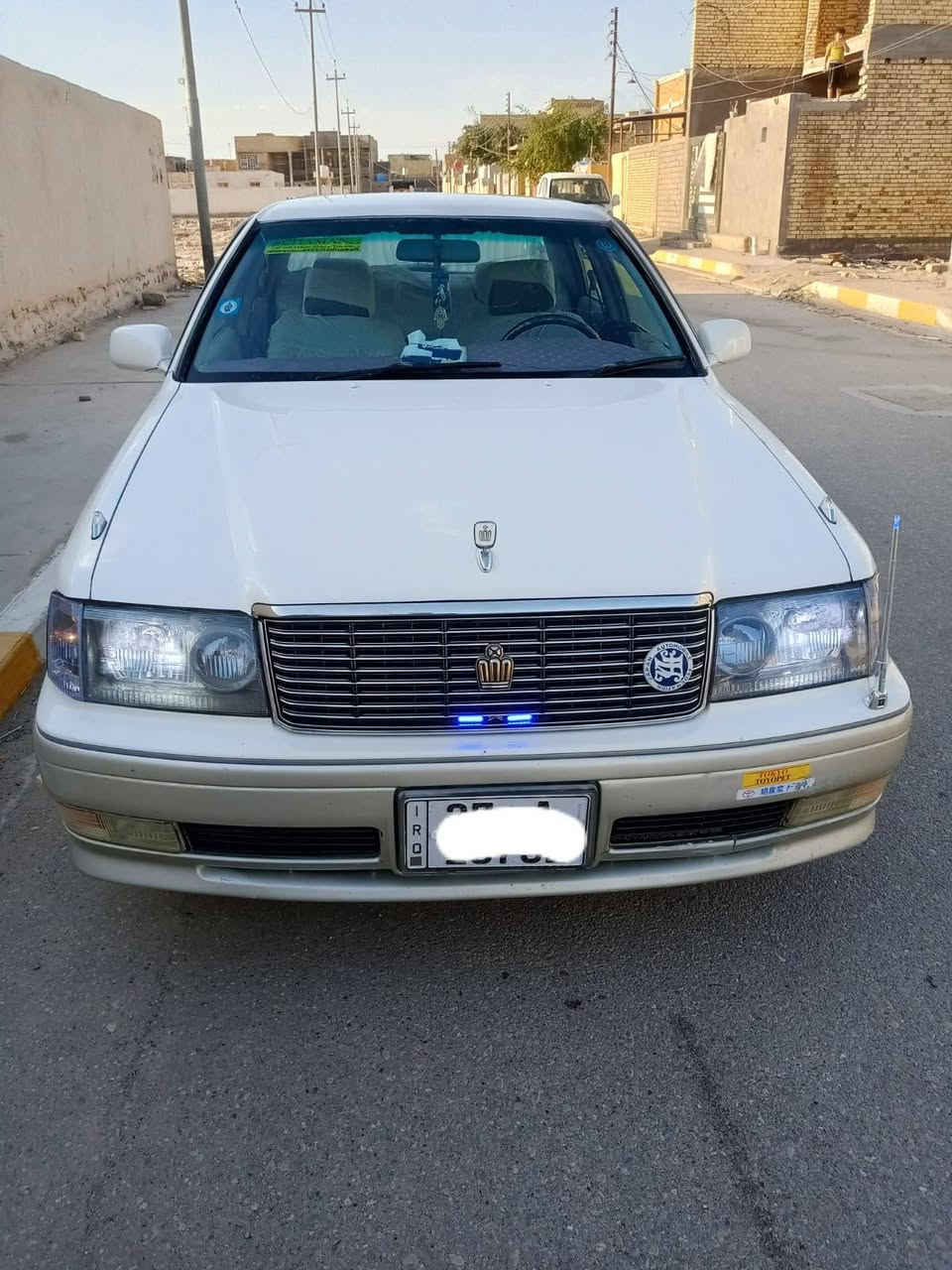 للبيع كراون مديل 95 سياره كفاله من وضربه والكص ونقل جثه والعيب الشرعي رقم انكليزي ذي قار مشروع وطني سنويه جديده محرك 3000 سياره دواخل بلكارتون حداديه وتايرات جدد كهربائية كله شغاله تبريد ثلج جاهزه من كلشي السعرر 95 مكان ذي قاره غراف الشراي يتصل *********** مكلف بلنشر
