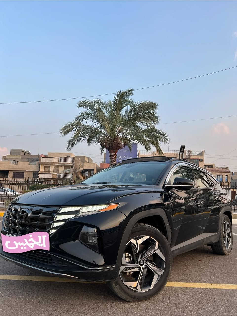 السلام عليكم توكسان  2024 HTRAK vip فول الفول امريكي السياره بهيج نضافه وهيج مواصفات جدياً قليل 
لون السياره  اسود المواصفات  VIP
( صور الحادث مرفقة بالمنشور )
1- بصمة تشغيل 
2- بصمة ابواب لمس دخول ذكي 
3- بنوراما على طول السيارة 
4- صندوق كهرباء شفط 
5- كامرات 360 درجة ( جانبية - امامية - خلفية ) 
6- كامرات مع الاشارة 
7- السيارة تتقدم وترجع ب البصمة 
8- تبريد تدفئة كشنات 
9- كشنات جلد كريمي 
10- كشنات كهرباء 
11- اضواء محيطية 67 لون اختياري 
12- كشنات خلفية هيتر 
13- مرايات تعتيم ذاتي 
14- ابل كار بلي 
15- اندرويد اوتو 
16- شاشة دجيتل 3 اشكال للقيادة 
17- اشاير ترحيب 
18- اضواء امامية LED زنون 
19- اضواء خلفية LED
20- هوك خلفي 
21- فول اوامر صوتية 
22- جامات اوتو 
23- قطعتين تبريد 
24- اشارات ب المري
25- كير دكم 
26- شفتات ستيرن 
27- تحكمات ستيرن 
28- السيارة فور ويل 
29- محرك 1600 تيربو المرغوب 
30- هاند بريك بصمة 
31- شحن واير ليس 
32- منافذ شحن 
33- اوتو هولد 
34- تشغيل عن بعد 
35- السيارة اوتو بارك 
37- حساسات خلفية  
38- رادار امامي رادار خلفي رادار جانبي 
39- نقطة عمياء 
وبعد بيها هواي مواصفات 
ممشى السيارة ( 28 ميل ) 

السيارة استخدام شخصي 
مكان السيارة بغداد السيدية 

السعر 210 وبيها مجال 

رقم الهاتف ***********
