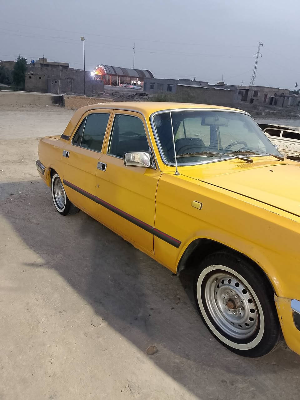السعر 36
***********
سوك الشيوخ
شادله شاشه بدشبول 
الگيجات كله شغاله
صدر امامي وخلفي كله جديد
مديل 2003
سنويه صاقطه 2021
محرك vvti 2500
شرط ترايك وين ماتريد
مكينه وكير شرط لاتنقيص ولا تبخير 
ربل بيبان جديد 
ربل صندوك جديد
ماطور ماسحات شغال
