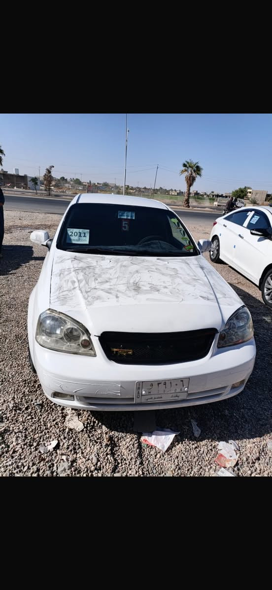 السلام عليكم 
للبيع أوبترا موديل 2006 رقم بغداد مشروع وطني 
كير ومحرك مكفولات 
كير أوتوماتيك 
السعر : 63 ورقه وبيه مجال 
العنوان : بغداد 
رقم الهاتف : ***********
مكلف بالنشر
