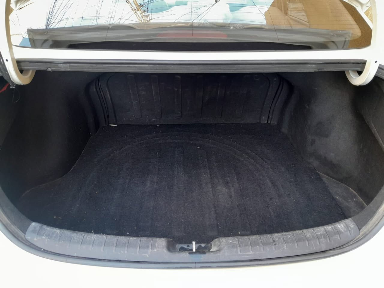 سياره سيراتو موديل 2020 خليجي
 ماشيه 138 
بيهه صفحه السايق صبغ خارج فقط بدون داخل والسونار موجود 
السياره معوقين تتحول سنويه بسنه 2027 والسعر 125وبيهه مجال
  مكاني بغداد حي حطين
رقم صاحب السياره 
 ***********
