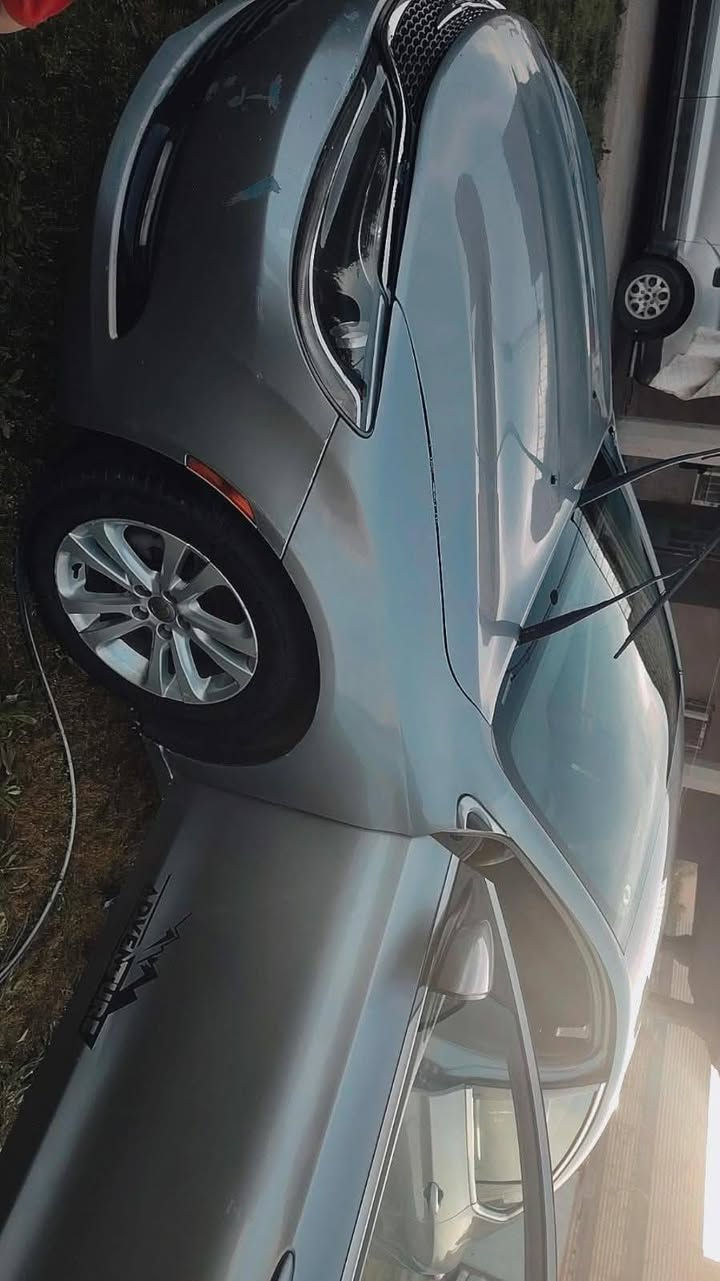 سلام عليكم
كلايسلر سي 200 موديل 15 محرك 2400 وبيها صبغ 3 قطع  وقطعه تبديل  وسونرها موجود  مكاني بغداد السياره بسمي رقم بابل دولي شرط التحويل 

مواصفاته كير ماوس 9نمر
 تحكمات ستيرن 
شفتات ستيرن 
هند بريك بصمه 
جنطه بصمه 
باب بصمه 
دخول ذكي 
لايت زنون ثلجي 
سماعات دمام 
تبريد ثلج 
كرسي السائق كهربائي 
 المكينه مبدل بيها سلندر مال كصه شادلها السياره حلو وخير من الله 
سعر 105 وبيها مجال الشراي


**إذا كنت صاحب هذا الإعلان وتريد حذفه لأي سبب، رجاءا أرسل رسالة إلى الدعم الفني**