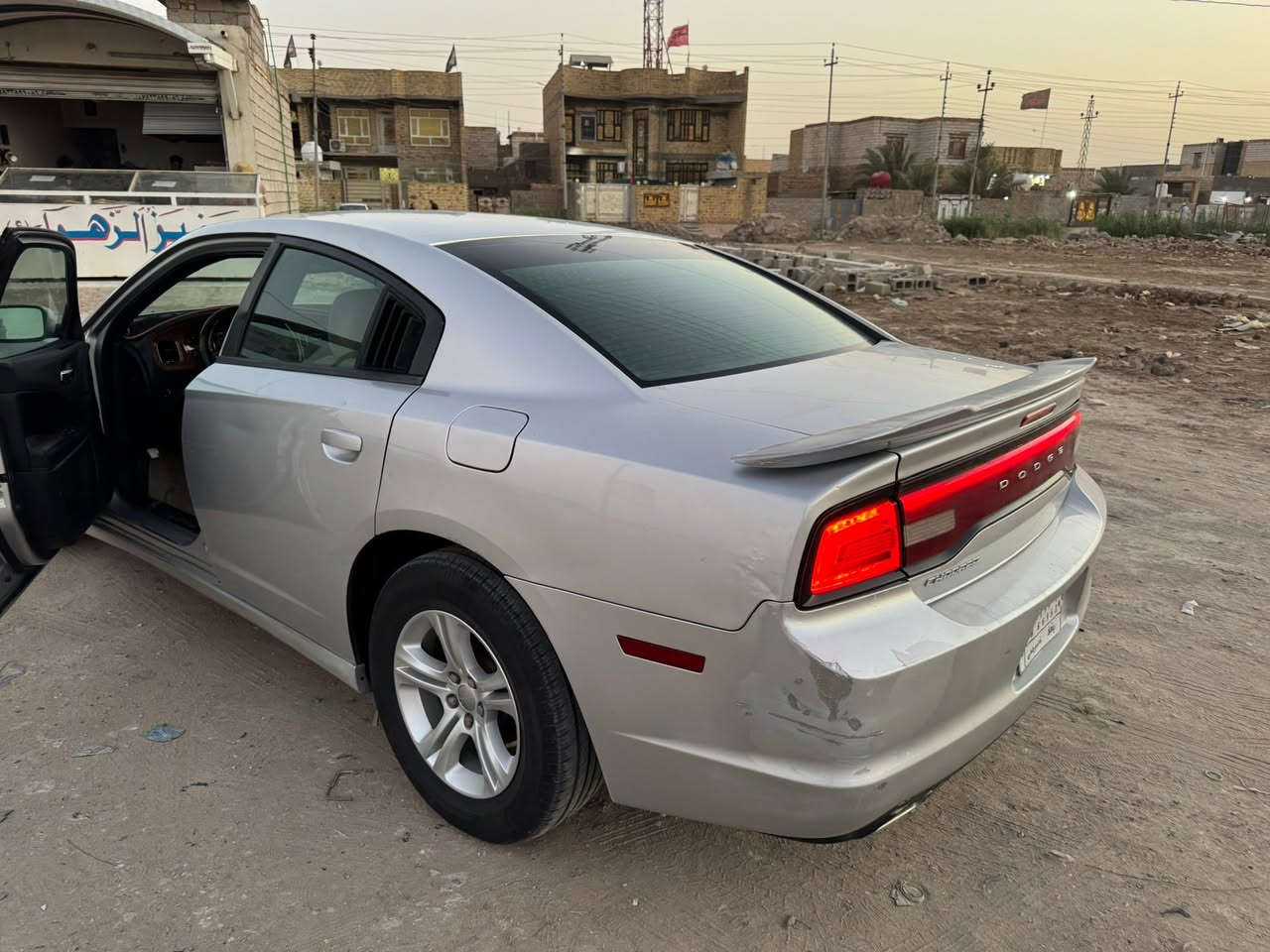 جارجر موديل 12 رقم بغداد تحويل مباشر وارد كندي داخله اكلين بدون حادث بلعراق بيها كد شبر بلجاملغ الخلفي ومصلح ولبنيد جارد ومبدل ولباقي كفاله كير ومكينه وحداده وتبريد كله كفاله حجم المكينه 3600 السياره جاهزه ونضيفه كلش سعرها 138 وبيها مجال حك الجيه. مكاني ناصريه سوق الشيوخ الشراي يتصل ويدلل ***********
