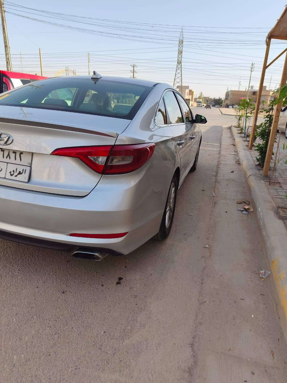 سوناتا موديل 16 كفاله مكينه كير حداديه تبريد تخم تاير ضرر جاملغ امامي وباب السائق ضرر بصيط 
مداور ثاني يوم وكاله أو سنويه 
مكاني كربلاء السعر 110 بيه مجال لشراي متواجد فيس الاتصال ***********
