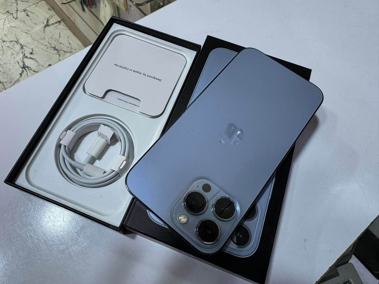 ايفون 13 برو ماكس ذاكره 256
بطاريه 93‎%‎ 
نموذج m مع وصل ضمان
ملحقاته كامله
نضافته 100‎%‎
السعر 🔥 680 الف للبيع
***********
