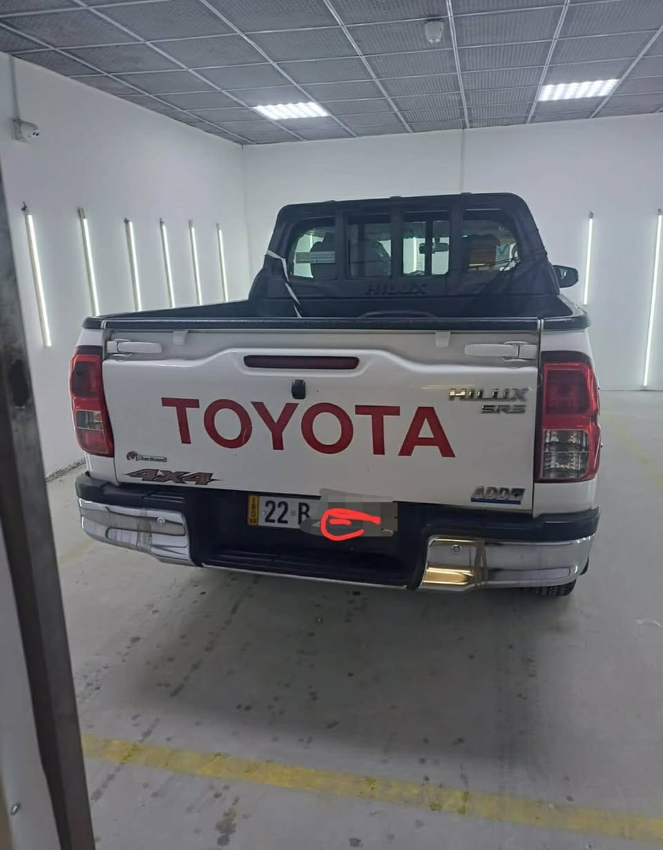 تويوتا هايلوكس 2020 فور ويل رقم اربيل باسمي
ماشيه 168 الف
مكفولة محرك كير ماعدا ضربة صغيره على كد شبر بالبنيد 
مكينة  2700 ( اربعة سلندر ) 
سويج
تحكم ستيرن
مثبت سرعة بالستيرن
تبريد قطعتين 
شاشة 
كاميرا خلفية
السعر 280
مكان السيارة كربلاء 
للاستفسار ***********
