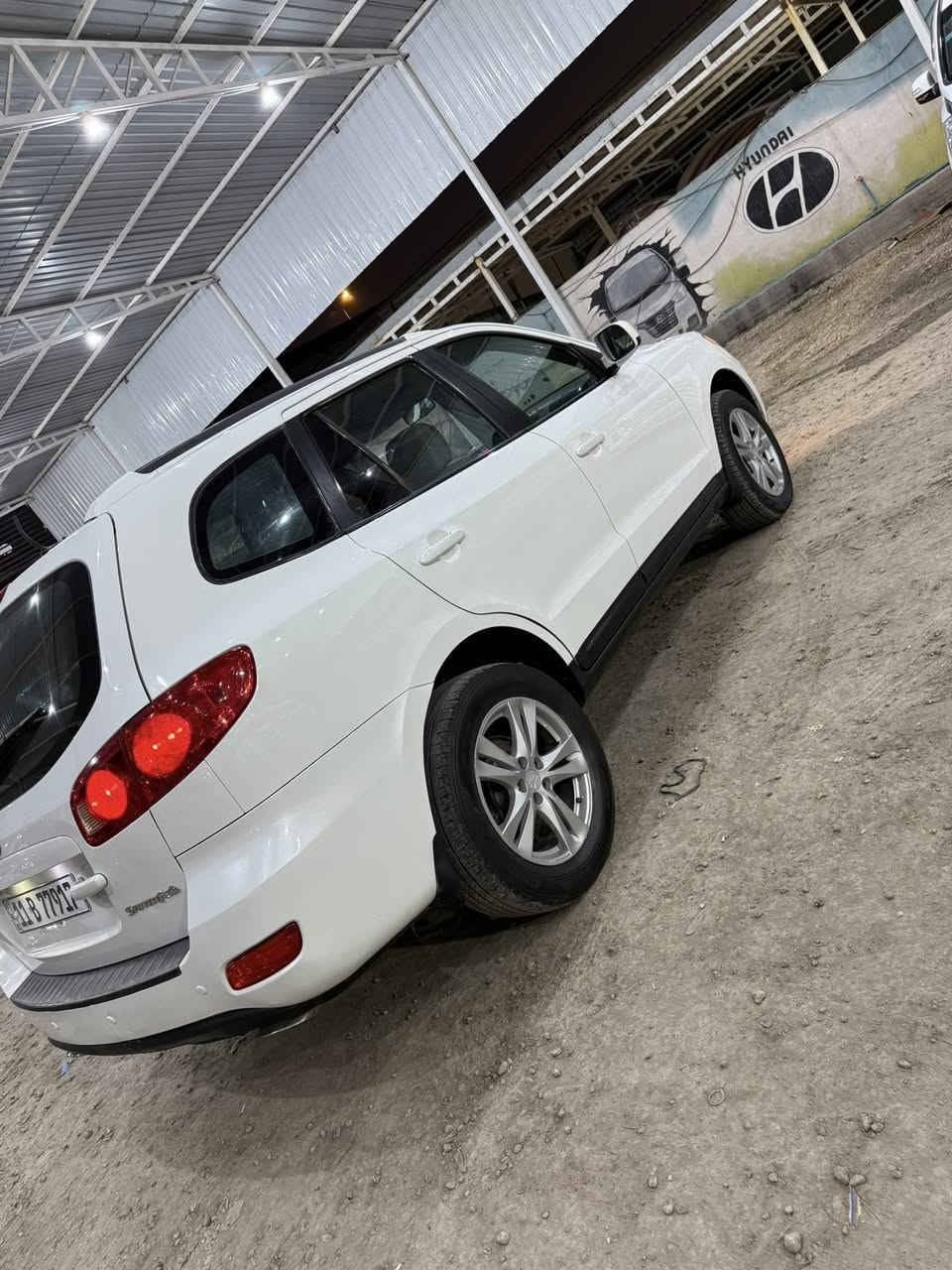 سنتافي 2007 وارد امريكي داخله كلين بدون حادث هنا صار بيه تكشري بالبنيد وشبر بالكصه ونص جاملغ خلفي صبغ بدون حادث السياره جدا جديده مكينه 2700 سته سلندر تخم تاير جديد حادية جدا جديده كامره حساس سياره جداً نضيفه ماشيه 118بغداد انكليزي هزه جديده جهازه من كلشي نضيفه جداً شراي يتصل *********** عنوان بابل سعر 114
