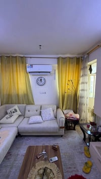 اغراض بيت نظيفه جدا المكان مدينة الصدر اي استفسار خاص او اتصال 0772615...