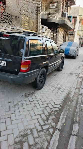 السلام عليكم سيارة جيب للبيع موديل 2004 رقم دولي سيارة محرك وكير بلادي خير من الله صدر وكهربائيات كلها بلادية وشغالة السيارة احلى من الصور  سعر 67 ورقة مكاني بغداد الطالبية فلكه 83 هاتف ‏‪***********‬‏
