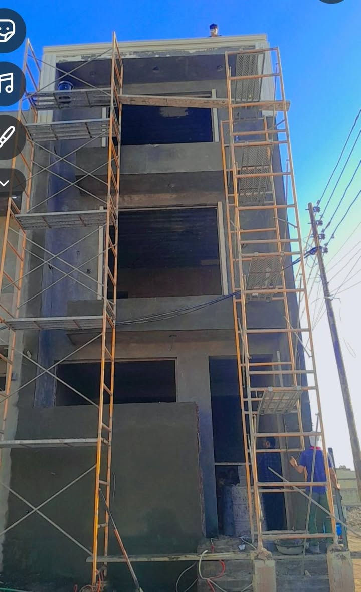 سلام عليكم  لباخ  متفرغ حاليا
سقل ناعم اجرارة تشميع تصفير مساطر تقطيع واجهات

 فوم تركي عملي  صبغ الواجهات  فقط ***********
