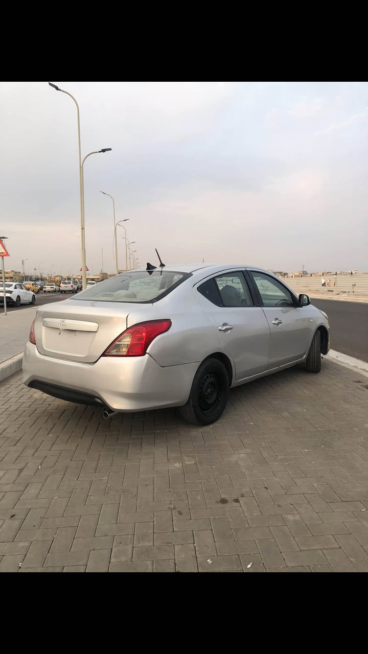 سلام عليكم 

للبيع نيسان صني هندي 
موديل 22 سنويه لل27 بسم شركه 
ممشى 139حقيقي 
بيه نواقص تكلف 150الف فقط 
للبيع او مراوس ب كي فايف من موديل 13 لحد 15
للاستفسار *********** البصرة, العراق
