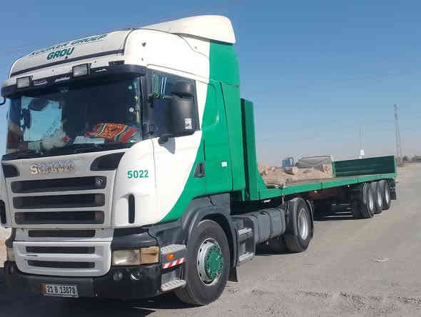 سكانيا للبيع موديل 2006  تحويل مباشر. فول مواصفات. بس. الكير كوبره. 3+3. السعر. خاص    اتصل على هذا الرقم)( ***********)  صاحبها حاتم كريم البياتي
