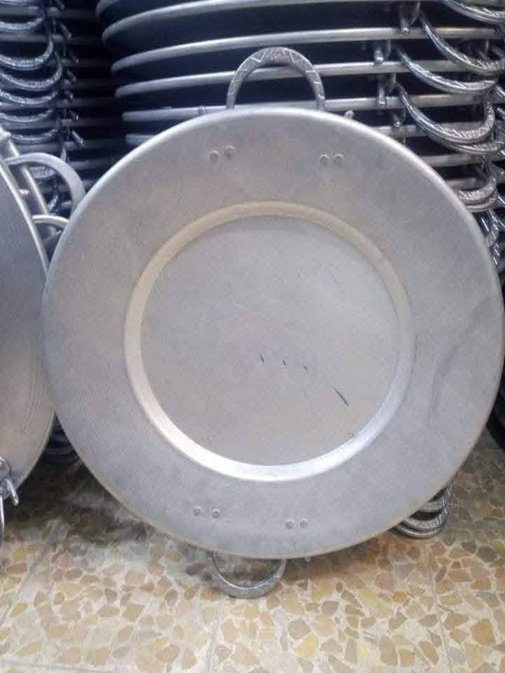 صياني أم عراوي جديد مال معمل 
قياس 120سم مستطيل 
قياس 95سم مستطيل 
قياس 90سم مستطيل 
قياس 80سم مستطيل 
قياس 75سم
قياس 70سم
قياس 60سم
اي قياس تريد واي وزن نشتغلك 
توصيل على نقليات الي جميع المحافظات
***********
***********
