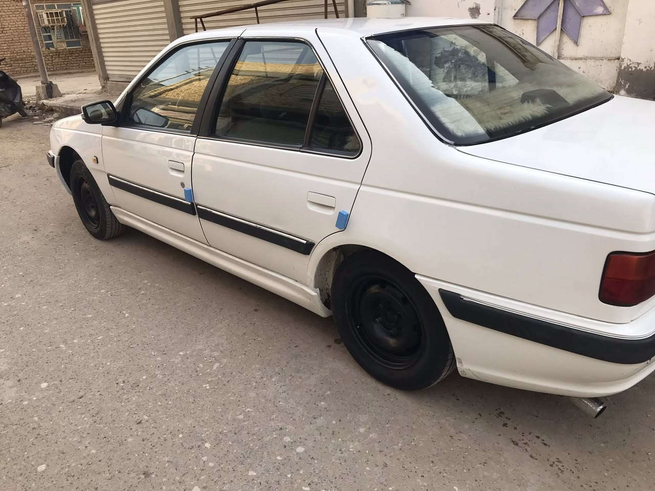 بيجو بارص موديل 2015 رقم نجف بسمي بيها جاملغ وبنيد صبغ فقط جاهزه مكينه كير حداديه تبريد تخم تاير مابيه نقص السعر 47 وبيها مجال *********** عنوان السياره /ذي قار قضاء الرفاعي
