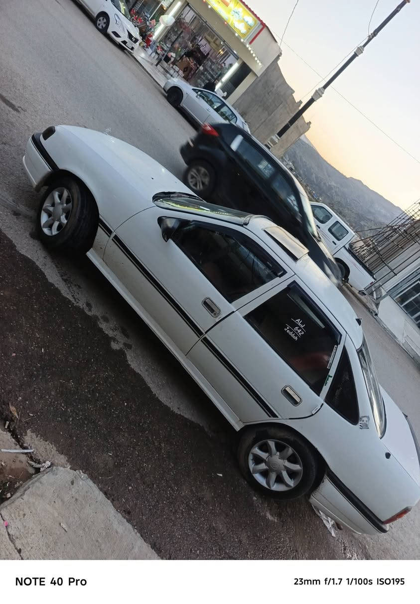 ئۆپڵ ڤێکترا مۆدێل ۱۹۹۳ گێڕ عادی مەکینە ۲۰ سەیارەکە بێ دەعم و لێدراو ساردە کوتی نییە خایسی نییە زۆر جوان ماوەتەوە  چوار تایەو ویلی نوێیە بێ کێشە بێ دوکەڵ بێ بوخار سەیارەکە علوجە بەشەرتی موس و بڕاوە ماڵی مەدەنی بەشەرت
سعر 20 گەڵاو مجال 
جوابی چات نادەمەوە ***********
