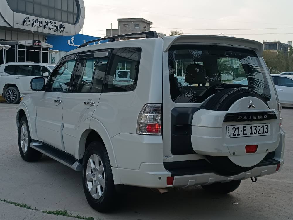 باجيرو موديل (٢٠١٤)   فول مواصفات حبتور 1/1 كوشن جلد وكارباي سقف سلايت تحكم استيرن فول فوليوم وتحديد سورعه بليتوس ثلاجه  مرايه شفط تبريد مركزي (٣ )مقاعد فور ويل٤×٤ لايت زينون زراگات لايت سيستم سماعه امپري فاير دمام  سياره جديده  مابي دينار مصروف  محرك (٣٥٠٠) گير ومحرك وحداديته مكفول ماشي (١٥٥) الف كيلومتر گشرمكفول من صبوخ و تعديل بارد وتبديل فقط بي تكحيل بصيط سنويته ورقم جديد بسمي  سعره (١٧٠) $ورق  مكانه كلار استفسار (***********) الحويقة, كركوك
