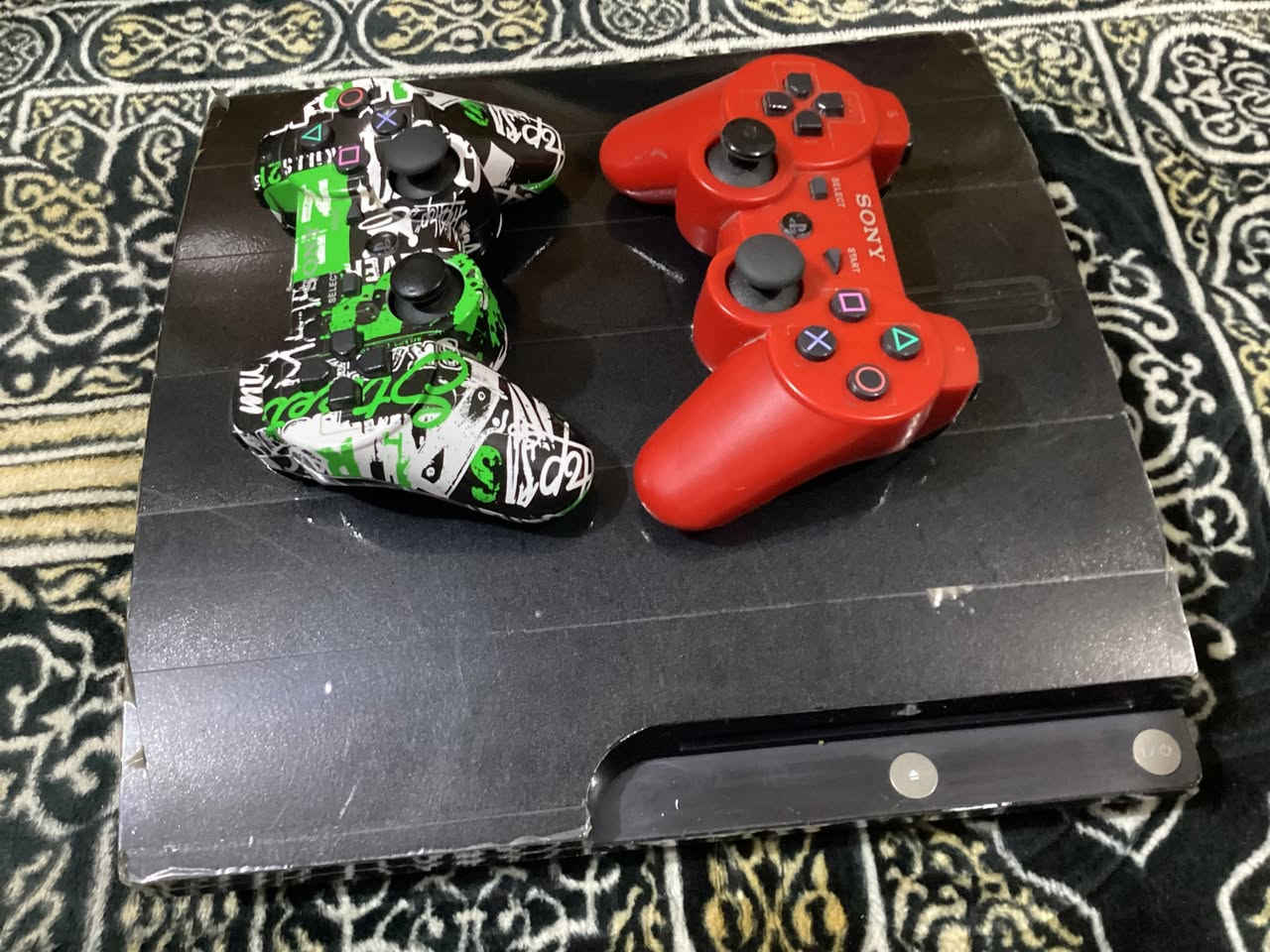 Ps3 سلم مهكر للبيع
ذاكرة 300GB 

بي 13 لعبة من ضمنهن god of war 3 وفيفا وبيس 2022 

وياه 2 جوستك  

سعر  100 قفل.المكان مدينة الصدر بغداد 
لا يوجد توصيل


**إذا كنت صاحب هذا الإعلان وتريد حذفه لأي سبب، رجاءا أرسل رسالة إلى الدعم الفني**