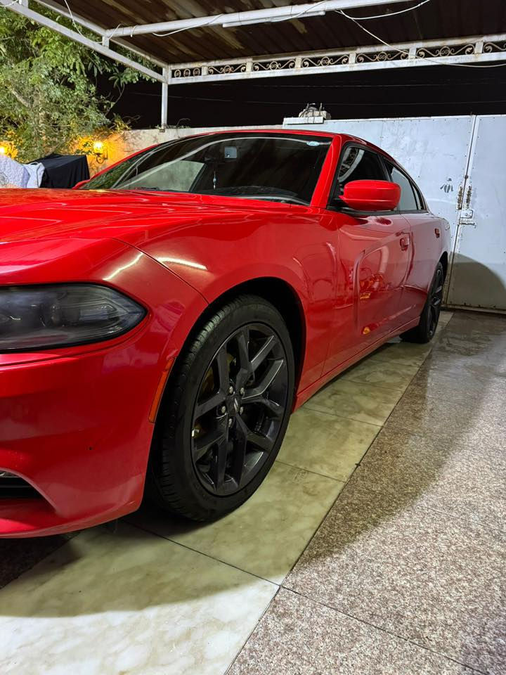 مكفوله جارجر احمر 
Sxt
195
موديل 17
***********
***********
