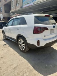 سورنتوا للبيع (بيع مستعجل ) السعر 115  السيارة موديل 2015 فول مواصفات ...