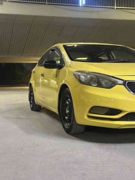 السلام عليكم 
كيا فورتي 
للبيع 2016
وارد امريكي 
حادث السياره
جاملغ الايمن مبدل 
ودعاميه ++تعيدل بسيط جدا لغد ايمن
تصليح بسيط في اجزاء السياره 
الرقم ***********
وتساب هنا فقط مخابره ⬅️***********
من رخص الادمن
