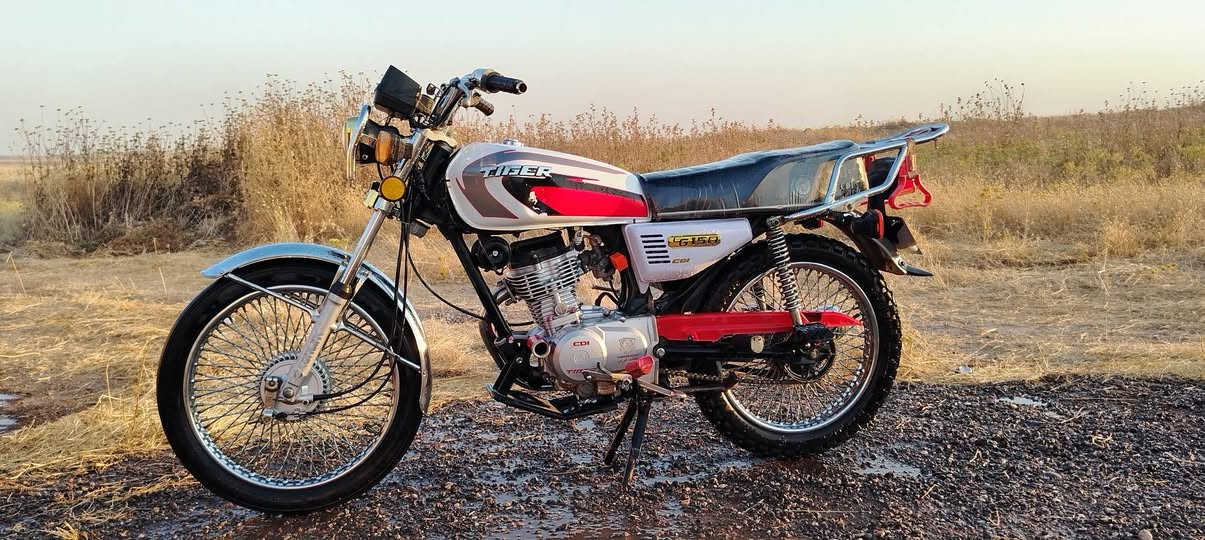 🏍️ للبيع ماطور تايگر 2021 اخو الجديد
🔥 المواصفات:
المحرك: دمعه، نشاط، مبدل ولفات فقط
باب اول، وزن ثقيل، نظافة فول
💰 السعر: 500 الف
📍 المكان: جنوب الموصل - قرب سيطرة العقرب ♏
❌ بدون مراوس، فلوس بس
الشراي يجي خاص


**إذا كنت صاحب هذا الإعلان وتريد حذفه لأي سبب، رجاءا أرسل رسالة إلى الدعم الفني**