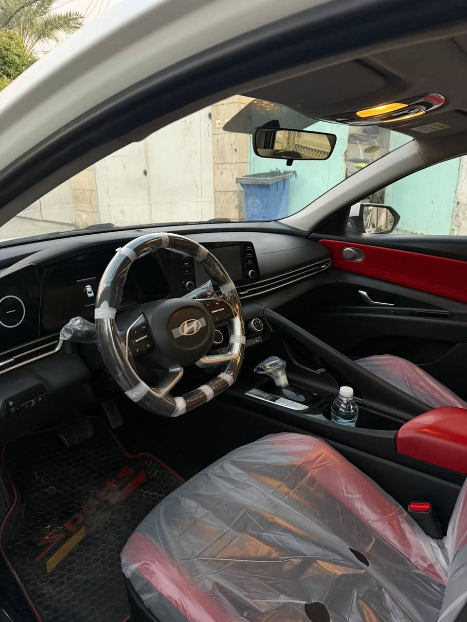 الرقم ***********
النترا ٢٠٢٤ صيني فول مواصفات واحد على واحد داخل جلد شاشه كامره تحكمات جهتين اشاير بل مري مري شفط بصمه فتحه مناقصه برغي  جديده مكان سياره بغداد حي جهاد السعر ١٤٧ وبيه مجال
