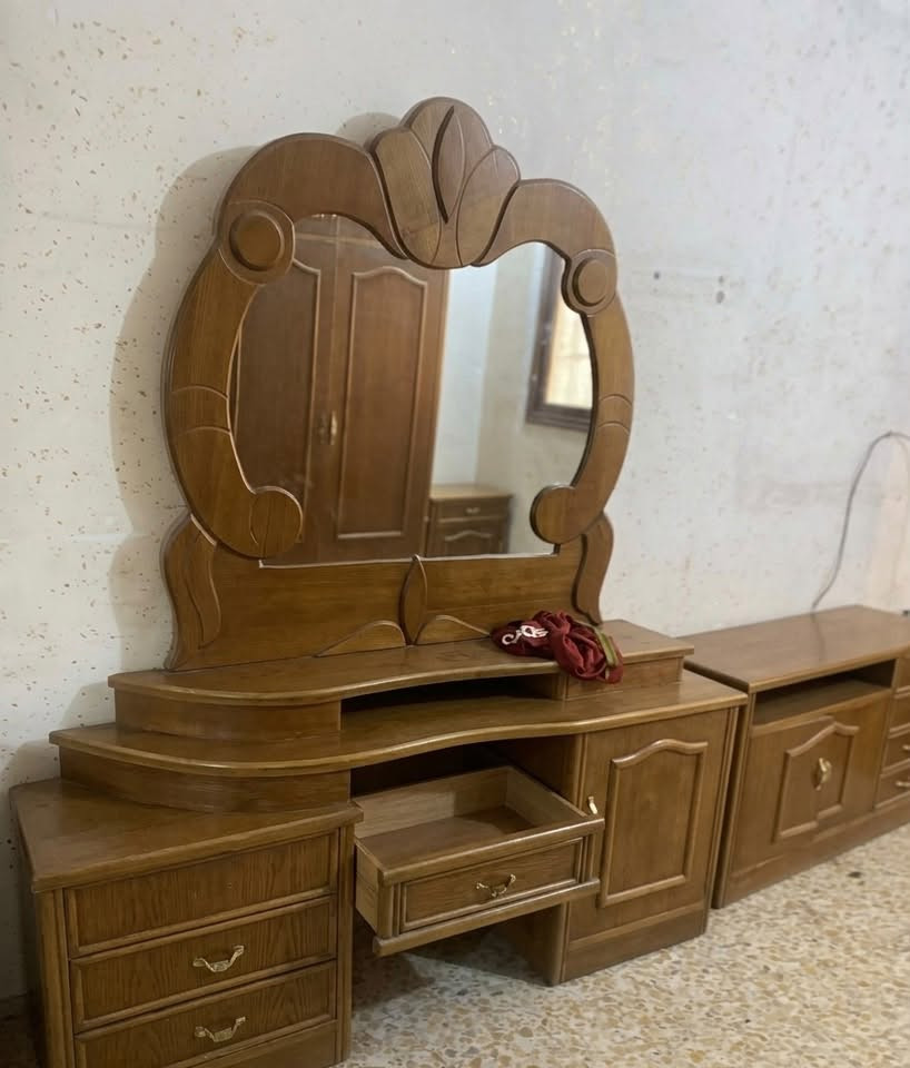 غرفه نوم عراقيه صاج سبع قطع لاستفسار ***********
