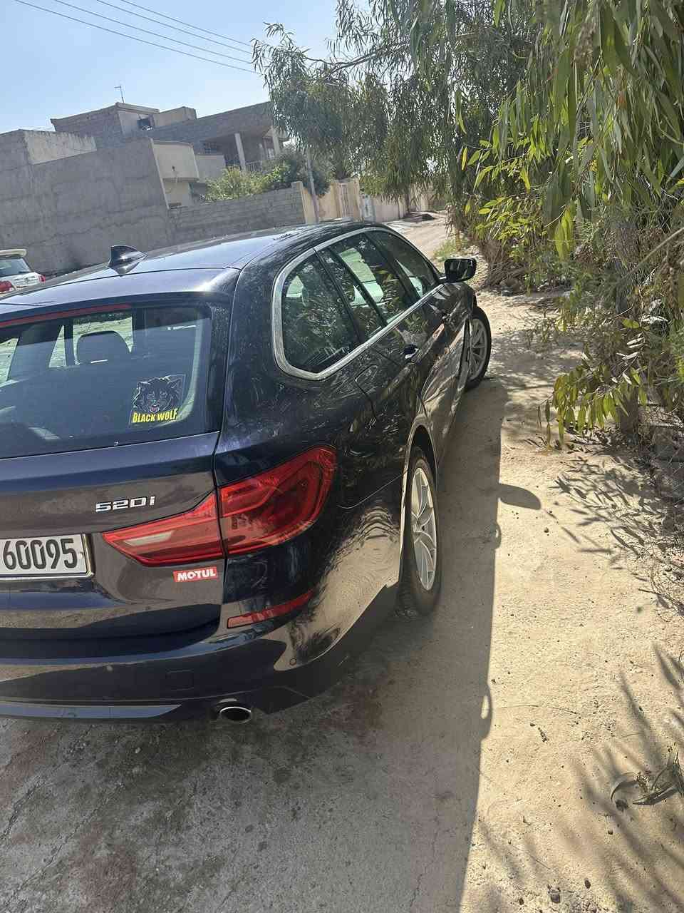 السلام عليكم مديل 18 حجم 520 السيارة فول عده الفتحه سياره جديده مناقصها شي ومعروفه مواصافاتها السعر 170 هاتف ***********
