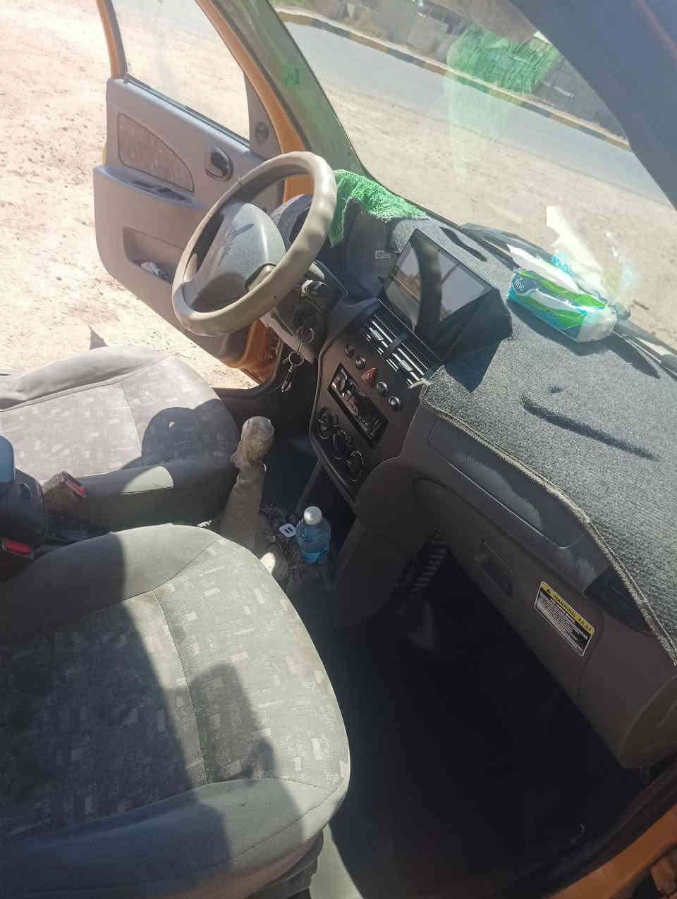 سلام عليكم سياره للبيع طيبه 2015سياره نضيفه تبريد وتدفه شغل مصفره هيه وغرمات  تحوايل ثاني يوم رقم بغداد بيه خيط تبخير   السعر 38وبيه مجال قليل المكان بابل المسيب سده الهنديه خاص متواجد رقم تليفوان متواجد ***********
