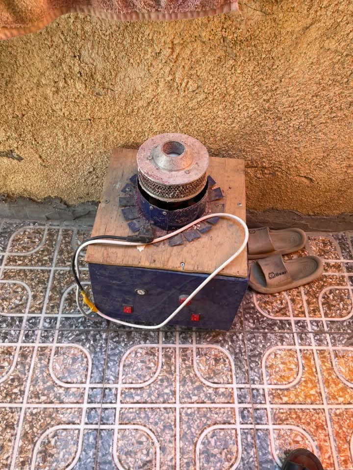 للبيع مكينه شعر بنات جاهزه سعر 150 الف. مكاني الحريه
*********** واتساب
