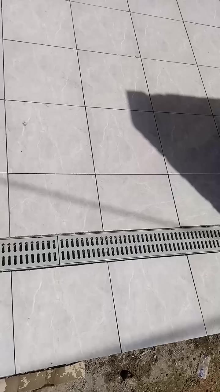 السلام عليكم خلف سيراميك او بورسلين متفرغ حاليين أو هذا رقمي ***********
