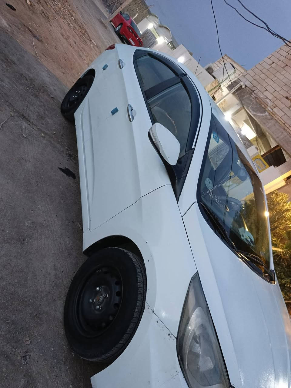مديل 2014 محرك 1600خليجي تبديل بنيد وجنطه بيه ضربه بسيطة بل خلف السعر 87وبيه مجال بيسط 
***********

