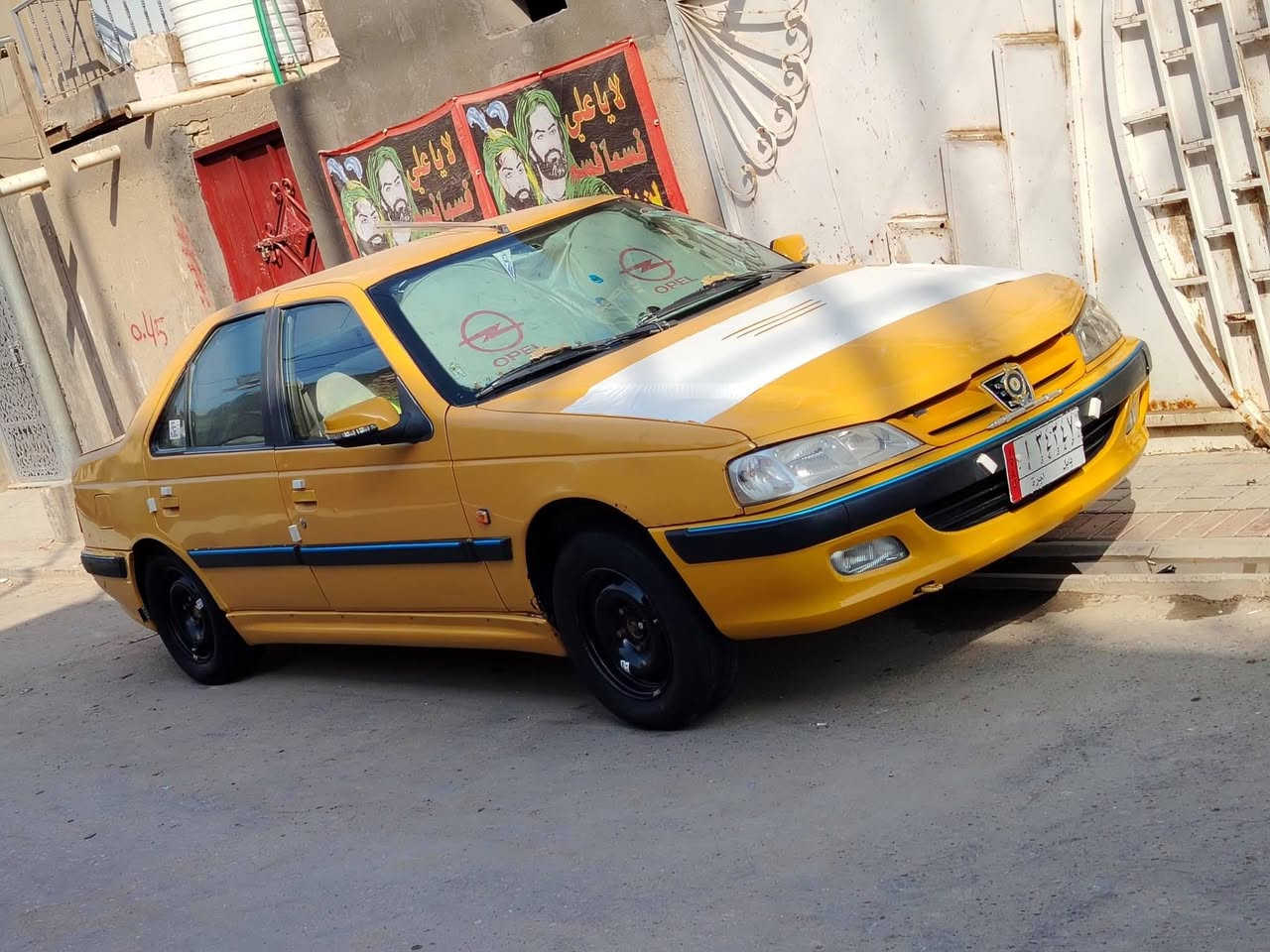 بيجو بارص 2015 سيارة جاهزة من مكينة وكير شرط حدادية من الطول لطول جاهزة مابيهة كل نقص تدفئة تبريد وية السويج مصفرة السيارة تخم تاير مشط بور كهربائيات جاهزة للأخير السيارةكبل لشارع ماتذب عليهة ربع سنوية ل 27 بيه جاملغ خلفي ماعابر سيارة خير من اللة تجي وتشوف بعينك رقم الموبايل *********** مكاني ديوانية السعر 43 وبيهة مجال
