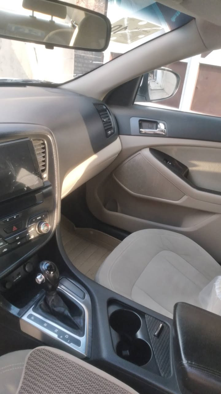 كيا اوبتيما موديل ٢٠١١خليجي محرك دوش المرغوب مواصفات تبريد قطعتين اشاره بالمرايات اضافة مرايات شفط شفتات ستيرين تحكمات ستيرن تبريد قطعتين  محرك صدر تايرات كله شرط،، جاملغ جهة السكن بارد وهلال خلفي صبغ ع كد  شبر،، السعر 119$ مكان السياره كركوك /***********
