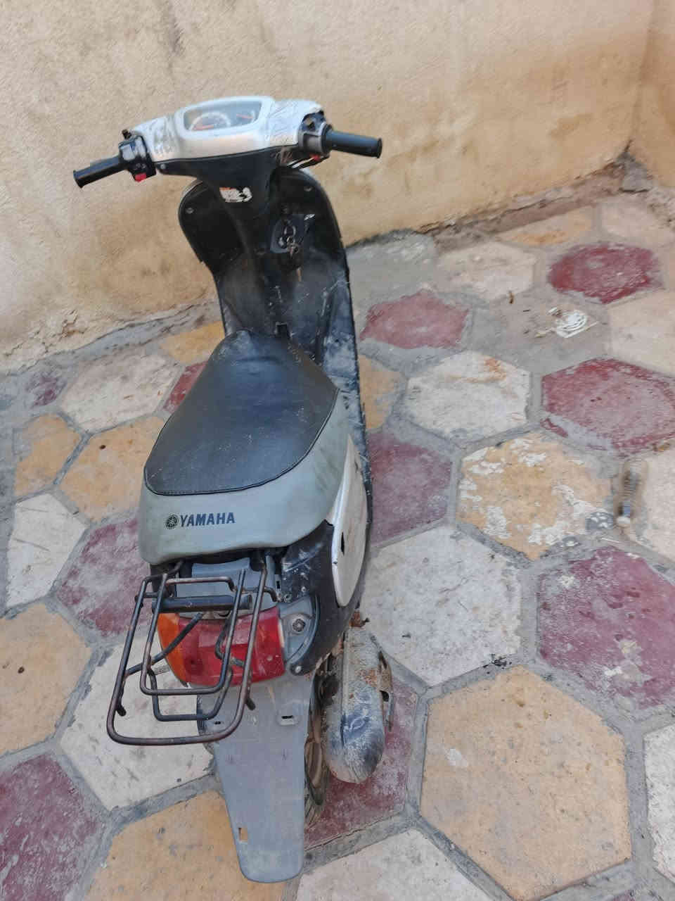 سلام عليكم دراجه للبيع عوزه بس كابريته دراجه كلشي مابيه بس كابريته عوزه مكاني ناصريه سديناويه  سعرا 150 ***********
