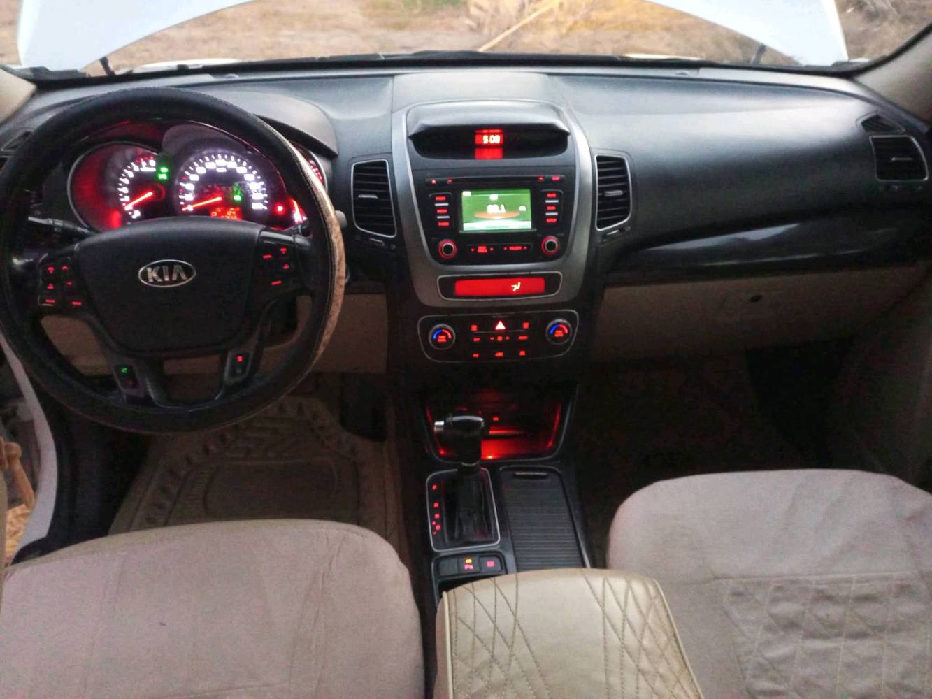 كيا سورنتو خليجي ستة سلندر صبغ عام رقم اربيل دولي بأسمي مباشر محرك وكير مكفولات تخم تاير جديد حدادية جديدة 
شواصي مكفولات 
العنوان الناصرية 