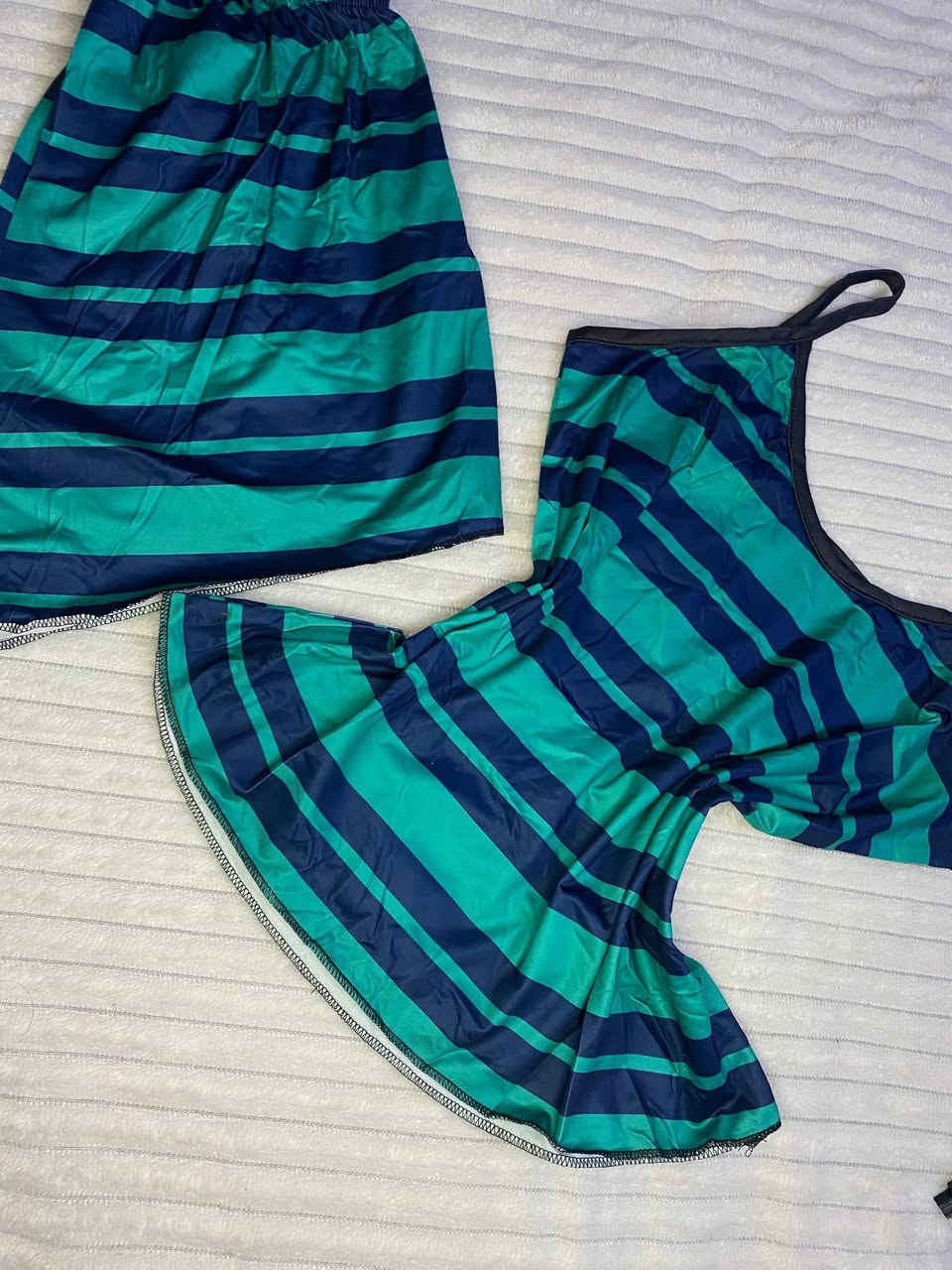 عروض جديده
يتكون هذا العرض من تراكات نسائيه نازكه 
صيفيه مميزه #وشلحات نوم كل هذا العرض سعره 25لفترة محدوه وتوصيل مجاني 

#foryou ستايلي


**إذا كنت صاحب هذا الإعلان وتريد حذفه لأي سبب، رجاءا أرسل رسالة إلى الدعم الفني**