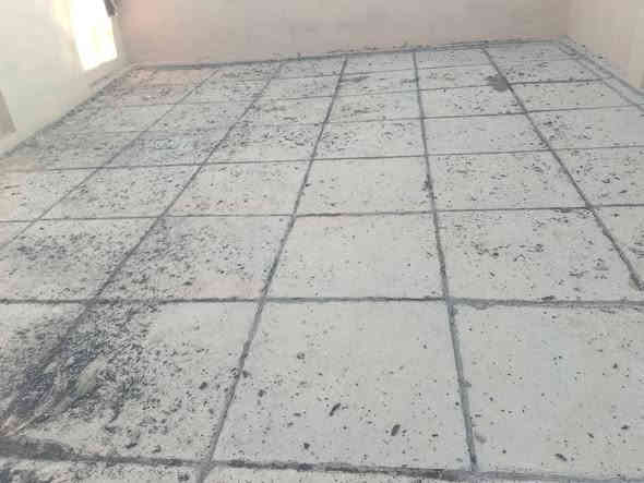 تم اعاده ماستك لقديم بيت ابو رائد منطقة تئميم تم تنضيف وغسل. السطح  بصوره جيدة مستمرين بل اعاده ماستك وتطبيك شتايكر اي مشكله عندك بل سطح تفضل خاص او تصل عل رقم *********** يوجد واتساب
