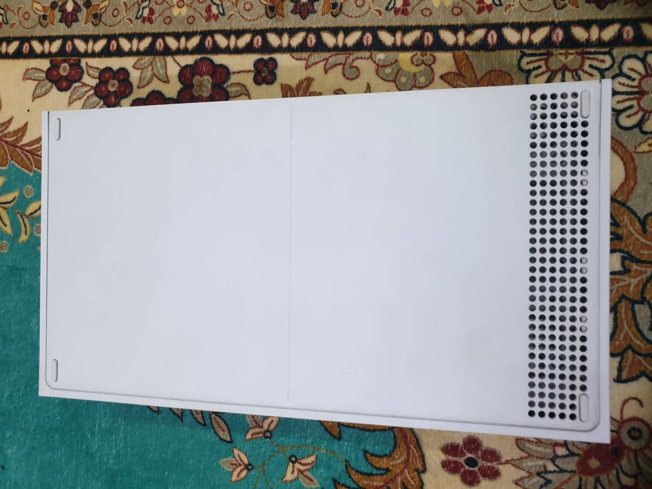 السلام عليكم
اكس بوكس سيريس اس للبيع نظيف 
مع يدة قيم سير لون برتقالي مع كامل ملحقاته الاصلية (كيبلات و كارتونة)
السعر : 330
العنوان : بغداد - البلديات 
للتواصل : خاص او هذا رقمي ***********
