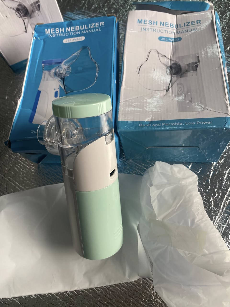 السلام عليكم ورحمة وبركاته أغراض جديدة ومتنوعة الي محتاج يراسلني أو يتصل ***********///*********** وحياكم
