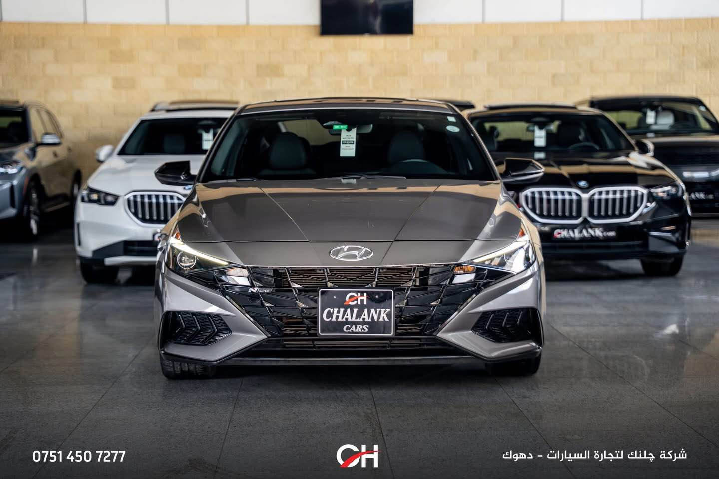 Hyundai Elantra N Line
السنة: 2023
الممشى: 30,000 ميل
الوارد: أمريكي (USA)
رقم الشاصي (VIN): KMHLR4AF7PU384306
الموقع: دهوك

المحرك ونظام الدفع:
 • محرك 4 سلندر 1.6 لتر تيربو
 • قوة تقريباً 201 حصان
 • عزم دوران حوالي 265 نيوتن متر
 • ناقل حركة أوتوماتيك DCT 7 سرعات
 • نظام دفع أمامي (FWD)

الأداء:
 • تسارع 0 – 100 كم/س حوالي 7.0 ثواني
 • السرعة القصوى تقريباً 210 كم/س

المواصفات (N Line):
 • تصميم رياضي N Line
 • جنوط رياضية مميزة
 • مقاعد رياضية بلمسات حمراء
 • شاشة وسطية كبيرة
 • لوحة عدادات رقمية
 • Apple CarPlay + Android Auto
 • كاميرا خلفية
 • حساسات خلفية
 • مثبت سرعة
 • دخول وتشغيل ذكي
 • مكيف أوتوماتيكي
 • مصابيح LED
 • نظام الثبات الإلكتروني + ABS
 • نظام إنذار + قفل مركزي

⸻

📞***********
السعر169ورقه دهوك, العراق
