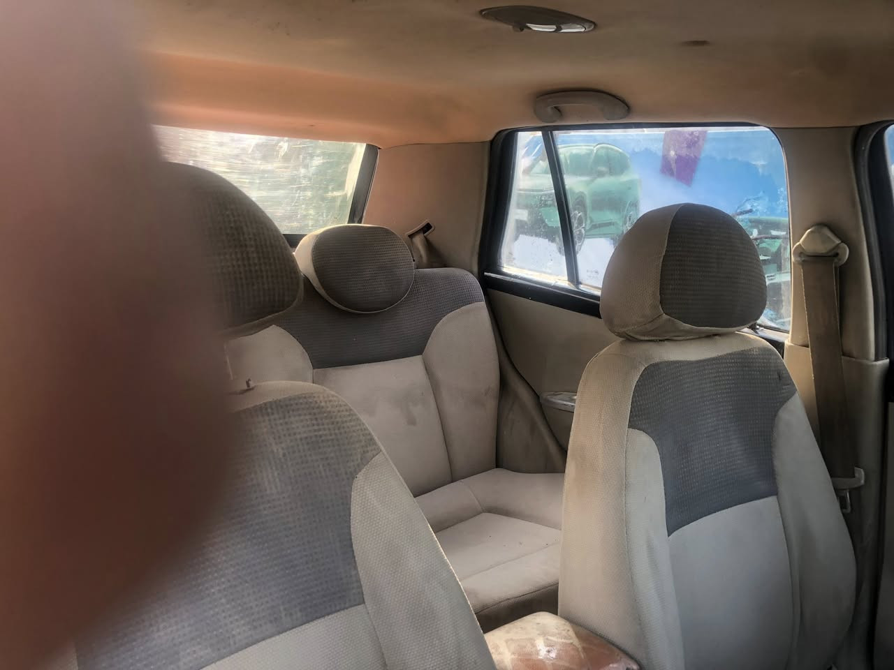 سلام عليكم ليفان ٢٠١٣ كفاله كير مكينه تخم تاير اتصال هالصاحب السياره ***********
