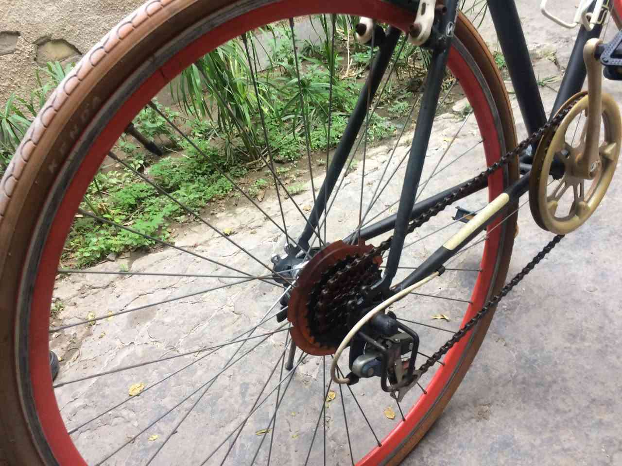 с700 نضيف جداً ومتروك الحجم الكبير و مكاني المنصور السعر 155 الف  للاستفسار الاتصال على الرقم *********** بيه واتساب
