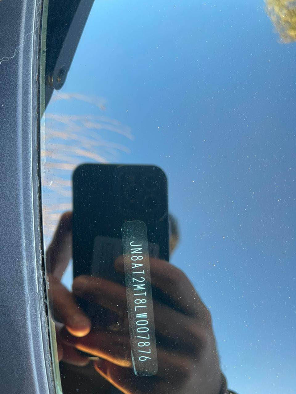 Nissan rogue 2020 sv

نيسان روگ SV 2020 
بەردی گزوزی بیلادی به شەرت 
رادار 360° به شەرت 
پێش و پشتەوه کەبس و به شەرت 
داخلی و شاصى به شەرت
هه‌زار ٦٢ mile
فول مواسفات بەس پانوراما نییه
چوار پستون 
بەسمه و شغال 
سندوق شفت
  ویل بیلادی حەجم ١٨ 
رادار و کامێره 
سیستەمی ئیقتیسادی eco و سپورت 
دژه خلیسک
*********** رانية, السليمانية
