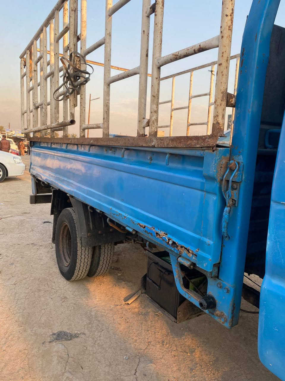 السلام عليكم
كيا بنكو موديل 1994
رقم بغداد الدولي 
سياره بلاديه 
مكفوله كير مكينه أكسل شاصي رقم شاصي 
سنويه جديده لحد 2027 
سياره كامله جاهزه مابيها اي نقص 
المكان بغداد اليوسفيه 
رقم الهاتف 
*********** هذا بيه وات ساب 
هذا الأثير ***********
السعر 58 وبيها مجال
