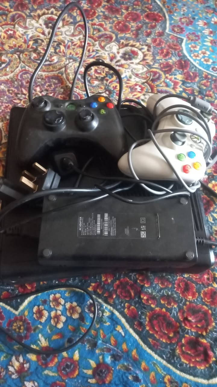للبيع اكس بوكس 360
هارد بي 17 لعبه
السعر 125
وبي مجال


**إذا كنت صاحب هذا الإعلان وتريد حذفه لأي سبب، رجاءا أرسل رسالة إلى الدعم الفني**