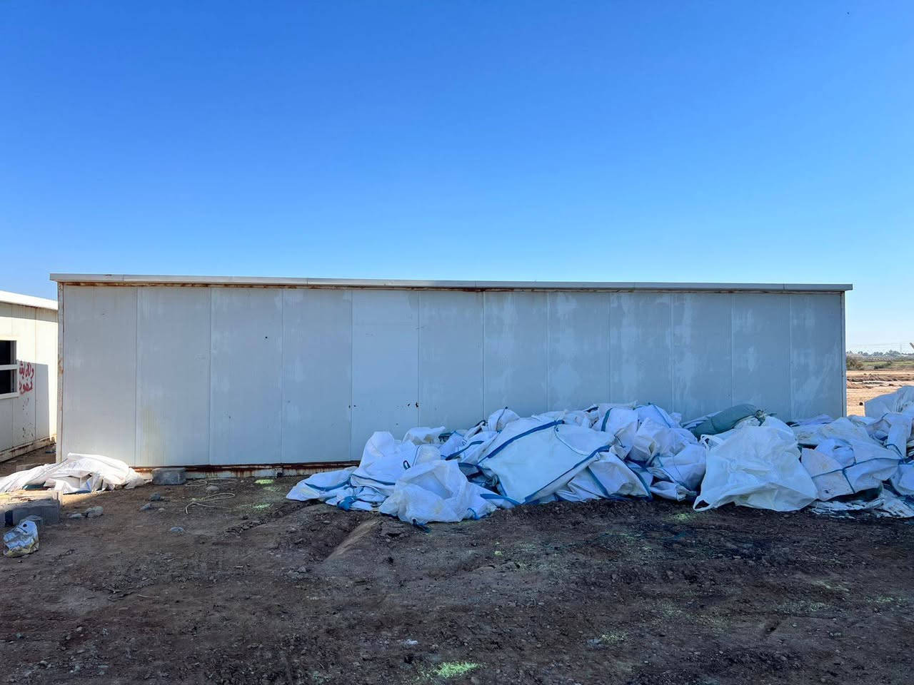 السلام عليكم اخوان كرفانات للبيع العدد6 الاستفسار. اتصل علئ ***********
